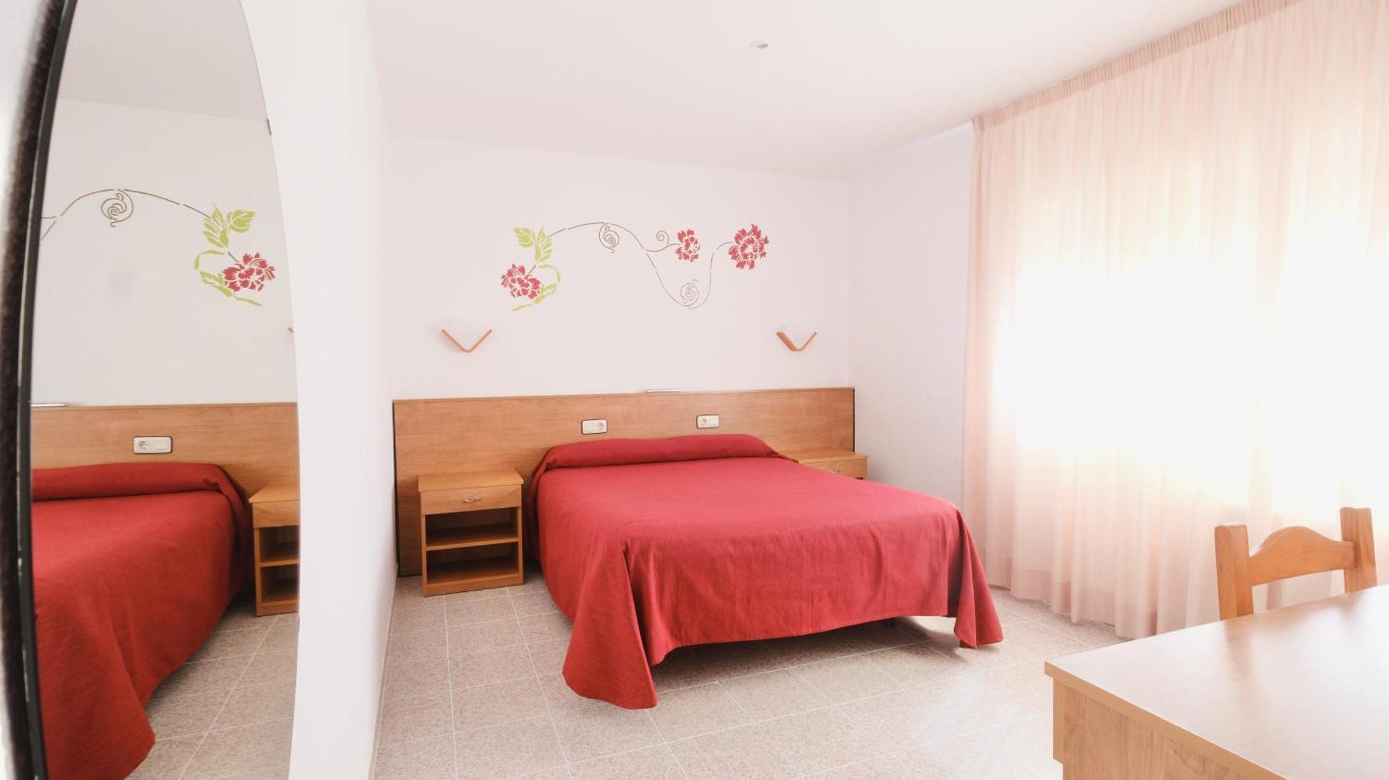 Hotel Paradis Torredembarra Luaran gambar