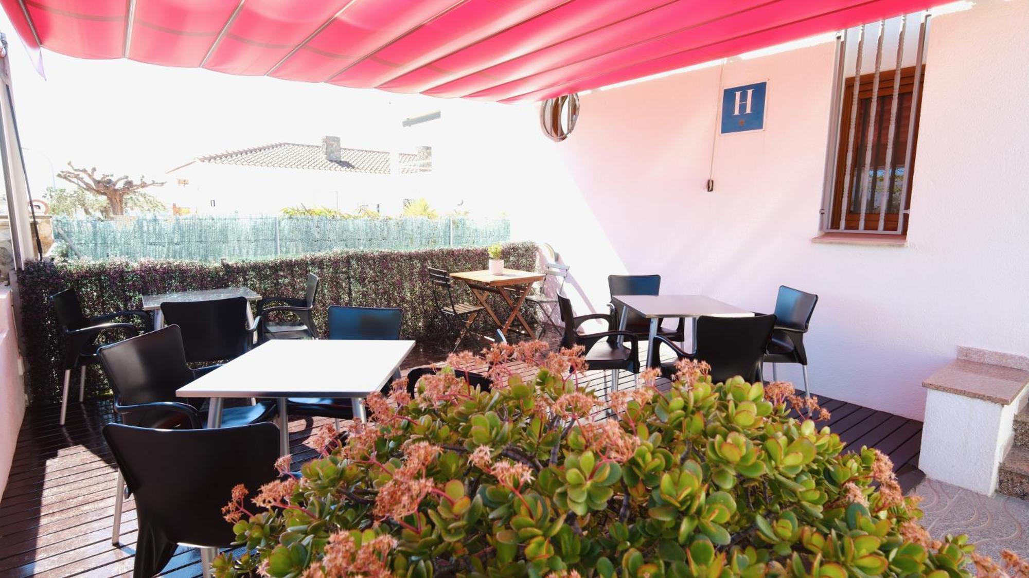 Hotel Paradis Torredembarra Luaran gambar