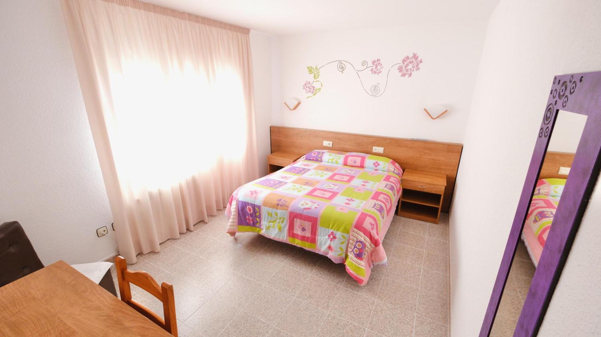 Hotel Paradis Torredembarra Luaran gambar